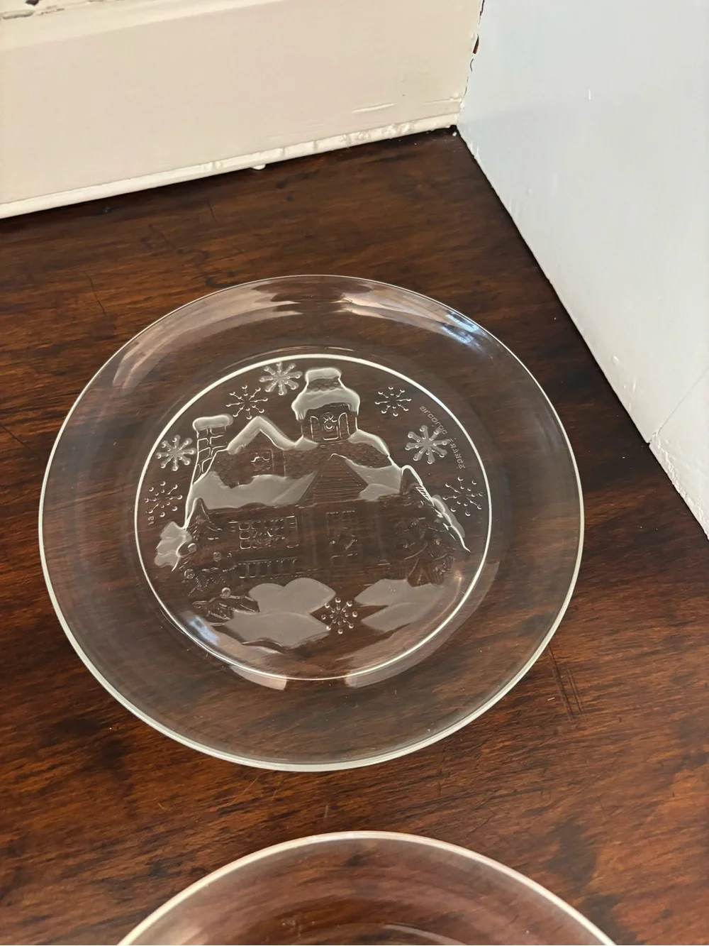 Arcoroc France Welcome Home/Winter Wonderland Glass Salad/Dessert Plates 4